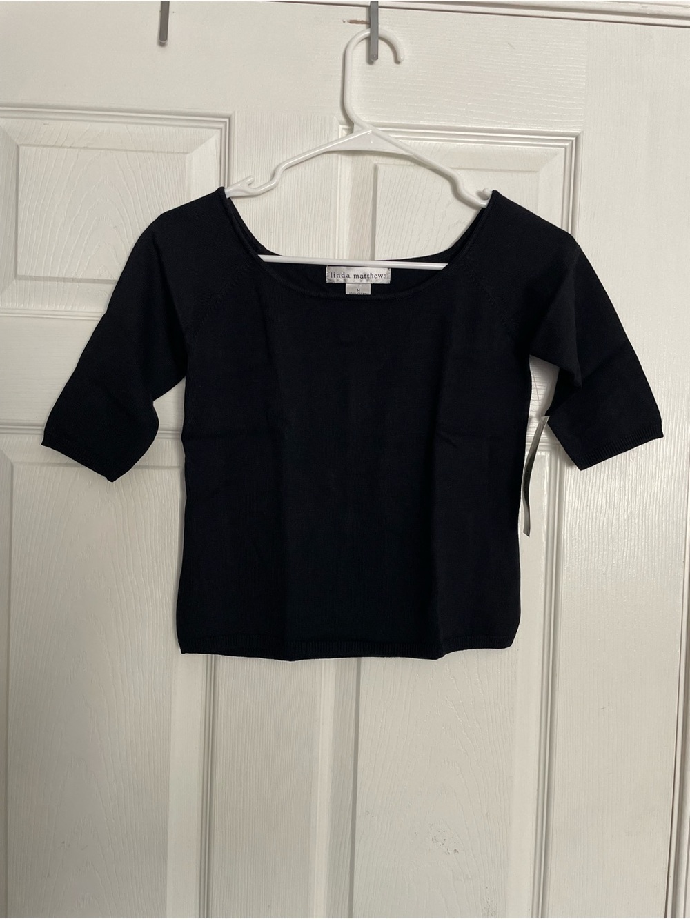 Linda Matthews 100% Cotton Womens size Medium Black Ribbed Short Sleeve Crop Top
